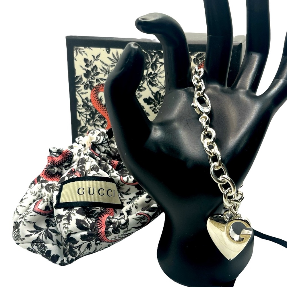 Gucci Bracelet Sterling Silver Heart Cutout G dangle love w box & pouch